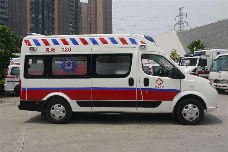 患者在等待救護(hù)車出租時需要注意什么？