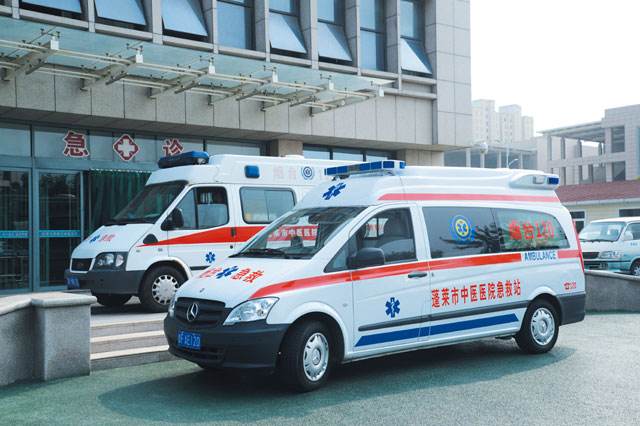 廣州救護(hù)車廠家跟你聊聊為什么無人避讓救護(hù)車？02