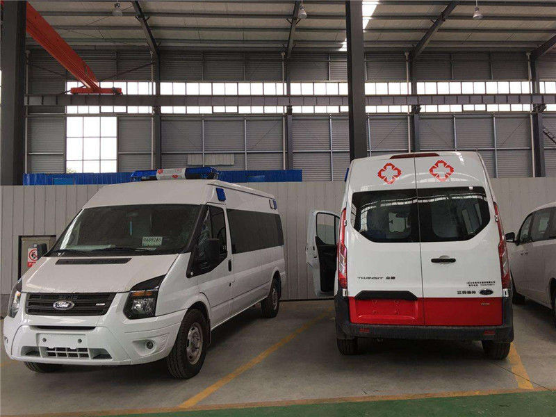 救護(hù)車購買的時(shí)候注意事項(xiàng)有哪些？這一點(diǎn)非常重要02